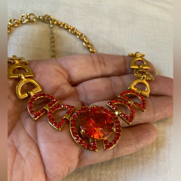 Red Rhinestones Jeweled‎ Statement Necklace - Picture 1 of 11